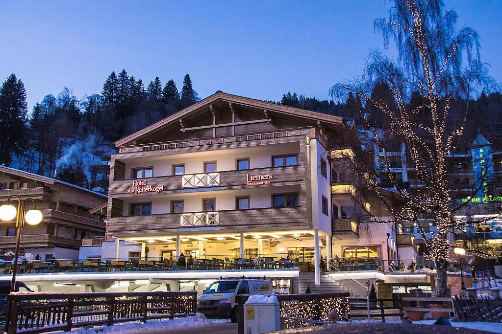 Hotel Am Reiterkogel ซาลบาคฮินเทอร์เกลมม์ ภายนอก รูปภาพ